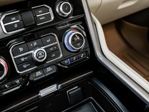 Used 2021 GMC Yukon Denali image 61