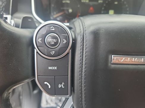 Used 2016 Land Rover Range Rover Supercharged AWD/4WD image 21