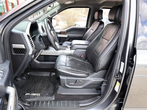 Used 2016 Ford F150 Lariat w/ Equipment Group 502A Luxury image 13