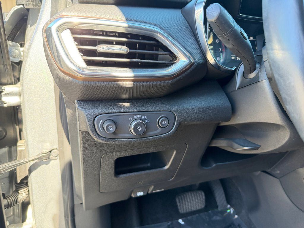 Used 2023 Chevrolet TrailBlazer ACTIV w/ Convenience Package AWD/4WD image 20