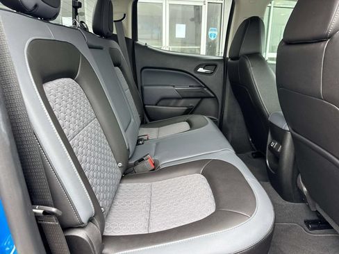 Used 2022 Chevrolet Colorado Z71 RWD image 10