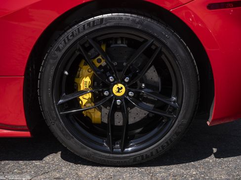 Certified 2017 Ferrari 488 GTB RWD image 18