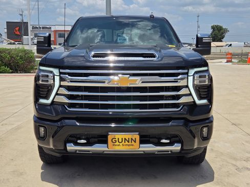 Certified 2025 Chevrolet Silverado 2500 High Country w/ Z71 Off-Road Package AWD/4WD image 2