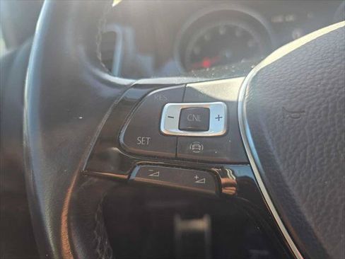 Used 2019 Volkswagen Golf Alltrack SE AWD/4WD image 32