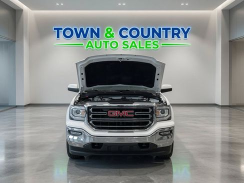 Used 2018 GMC Sierra 1500 SLE w/ SLE Value Package AWD/4WD image 10
