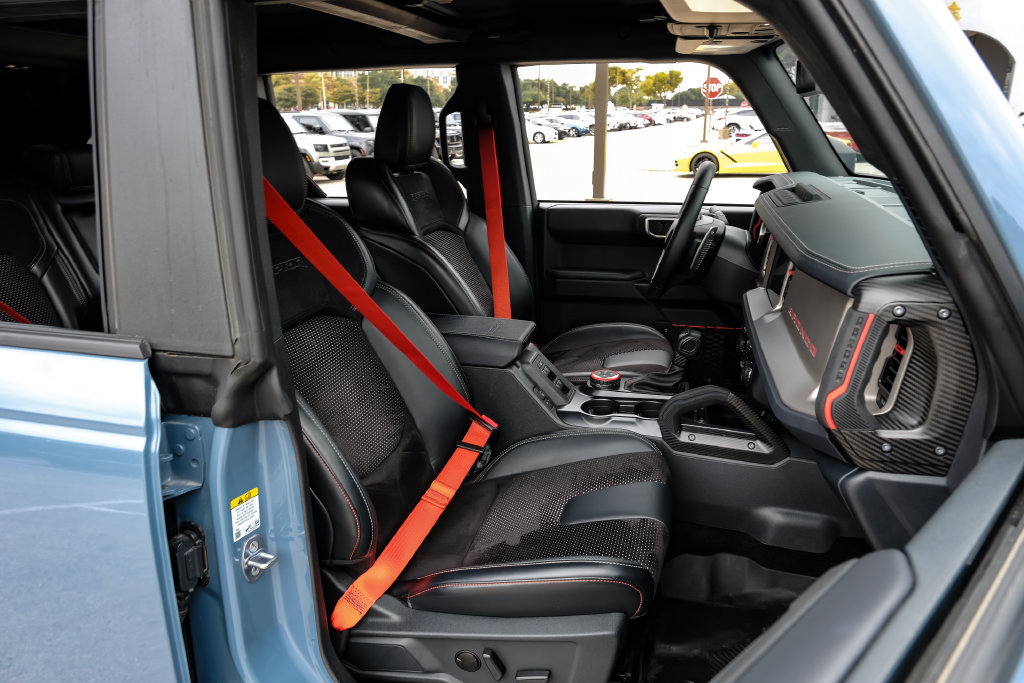Used 2024 Ford Bronco Raptor w/ Interior Carbon Fiber Pack 6 AWD/4WD image 38