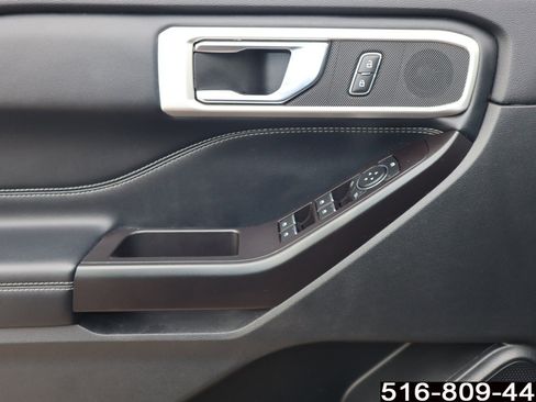 Used 2020 Ford Explorer XLT w/ Equipment Group 202A image 19