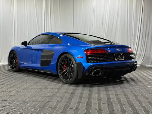 Used 2021 Audi R8 V10 RWD image 8