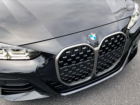 Used 2023 BMW M440i Convertible w/ Premium Package image 28