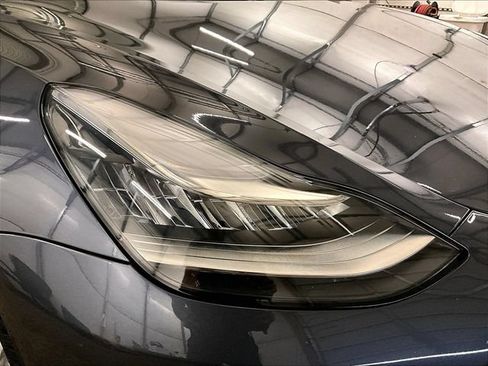Used 2018 Tesla Model 3 Long Range RWD image 27