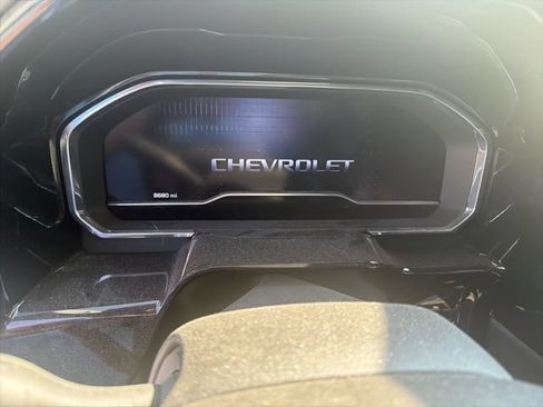 Used 2024 Chevrolet Silverado 1500 LTZ w/ Technology Package AWD/4WD image 4