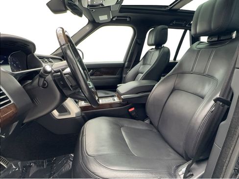 Used 2022 Land Rover Range Rover Westminster Edition image 18