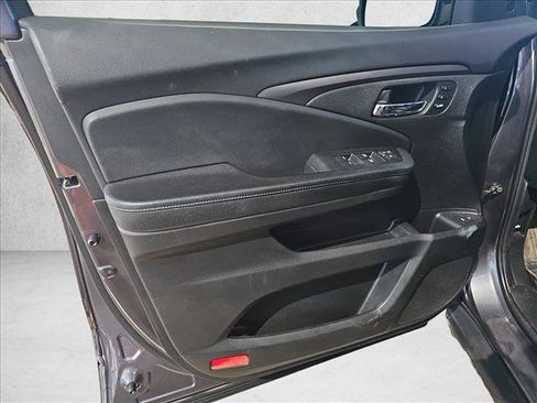 Used 2021 Honda Pilot Special Edition image 13