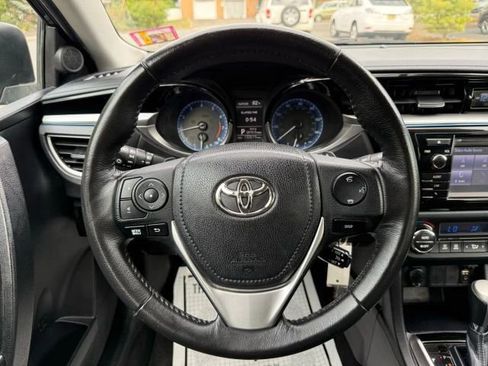 Used 2015 Toyota Corolla S Premium image 14