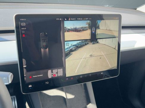 Used 2025 Tesla Model Y Performance image 22