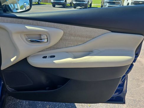 Used 2021 Nissan Murano SV AWD/4WD image 18