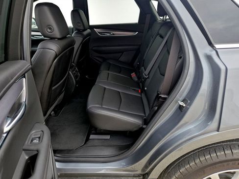 Used 2021 Cadillac XT5 Luxury image 30