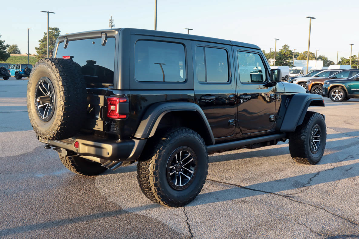 New 2027 Jeep Wrangler Unlimited Rubicon 392 AWD/4WD image 4
