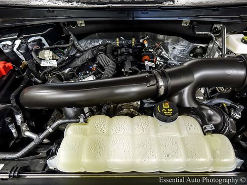 Used 2025 Ford Expedition Platinum w/ Stealth Performance Package image 30