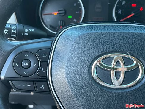 Certified 2020 Toyota RAV4 XLE Premium FWD image 22
