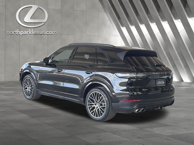 Used 2019 Porsche Cayenne S AWD/4WD image 2