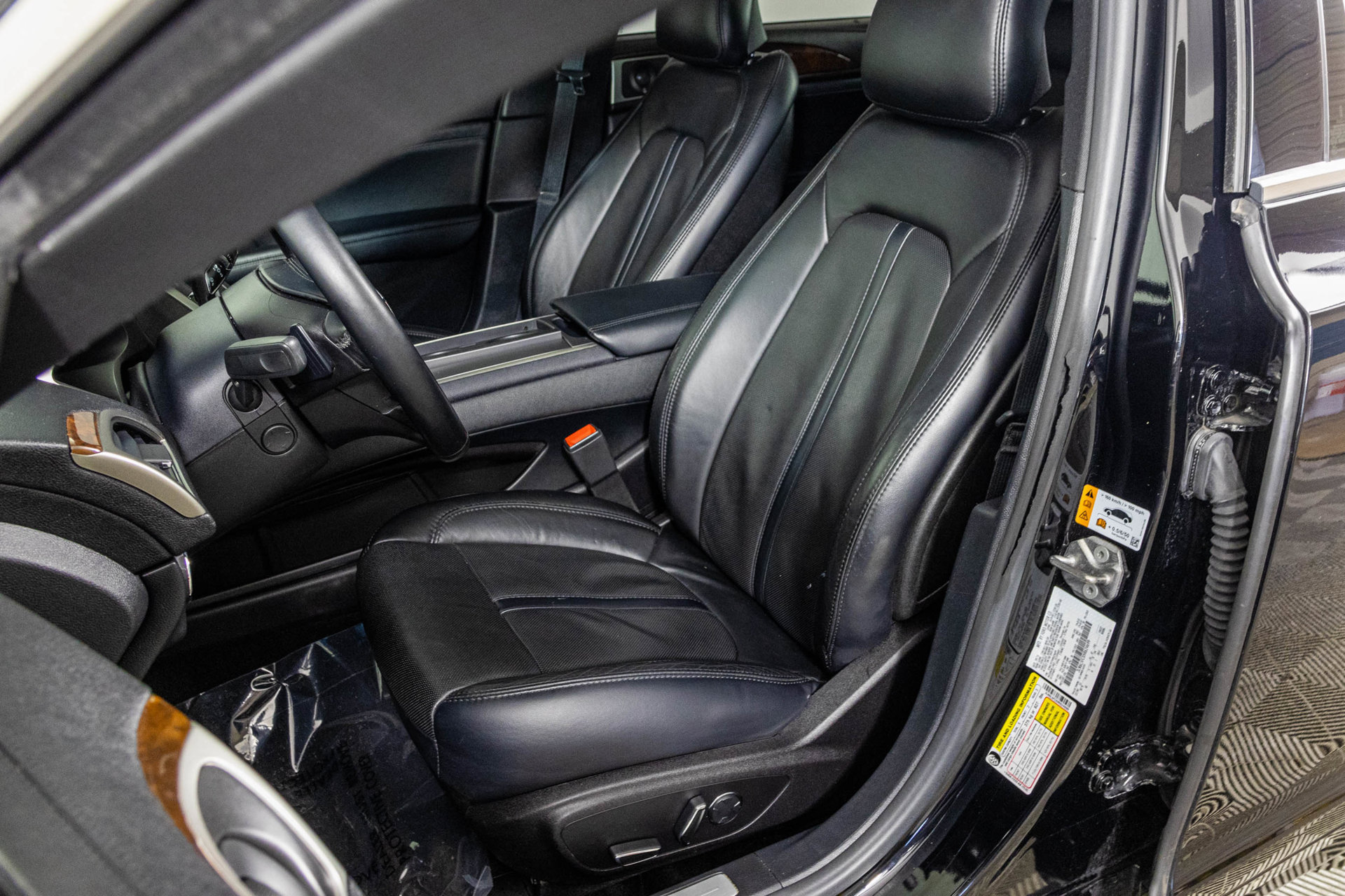 Used 2017 Lincoln MKZ Reserve AWD/4WD image 25