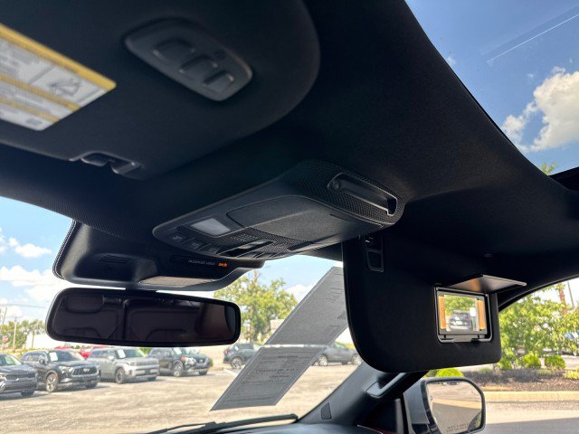 Used 2024 Ford Expedition Limited AWD/4WD image 14
