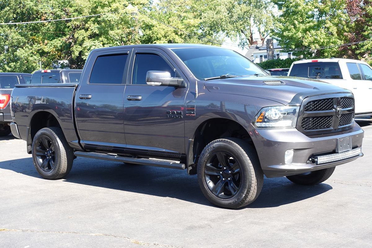 Used 2017 RAM 1500 Sport w/ Sport Premium Group AWD/4WD image 4