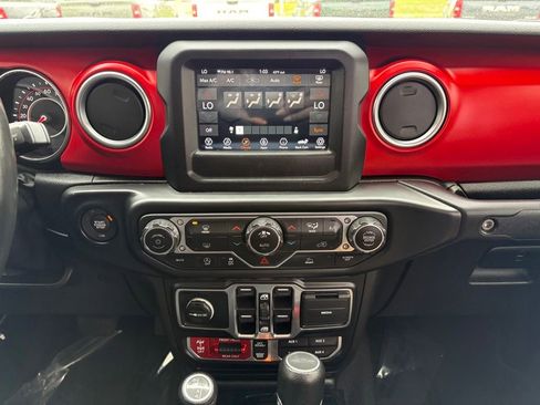 Used 2020 Jeep Gladiator Rubicon w/ LED Lighting Group AWD/4WD image 21