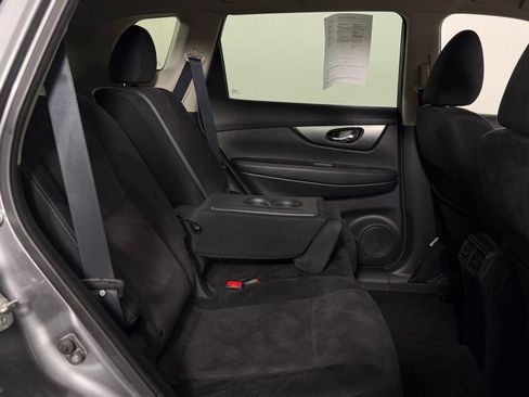 Used 2015 Nissan Rogue SV AWD/4WD image 28