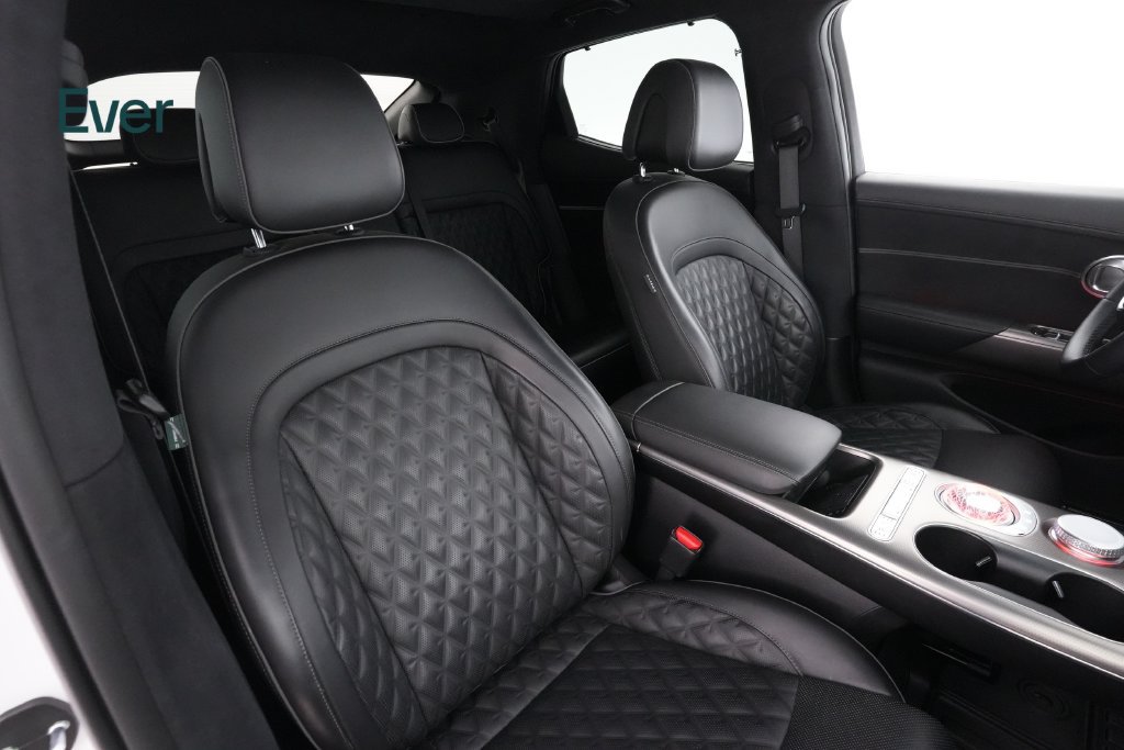 Used 2023 Genesis GV60 Performance AWD/4WD image 23