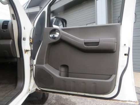 Used 2014 Nissan Xterra PRO-4X w/ Pro-4x Leather Package AWD/4WD image 23
