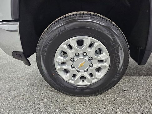 Used 2025 Chevrolet Silverado 2500 LT w/ All Star Edition image 10