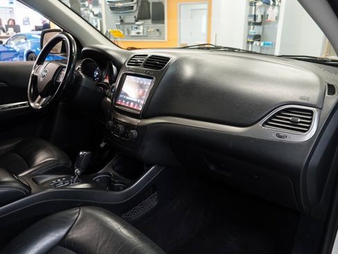 Used 2020 Dodge Journey Crossroad image 34