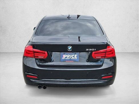 Used 2018 BMW 330i Sedan RWD image 7