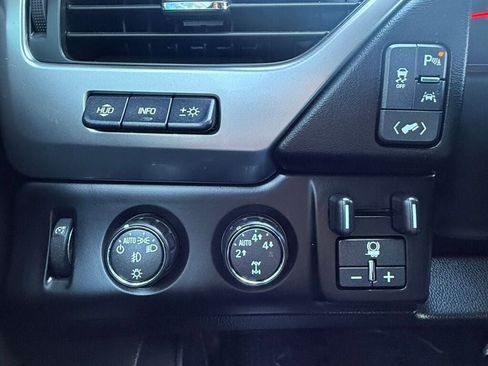 Used 2016 Chevrolet Tahoe LTZ image 27