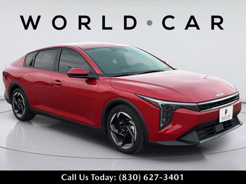 Certified 2025 Kia K4 EX FWD image 16
