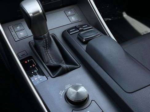 Used 2015 Lexus IS 250 w/ F-Sport Package RWD image 22