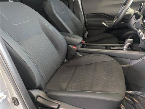 Used 2023 Nissan Kicks SV FWD image 19