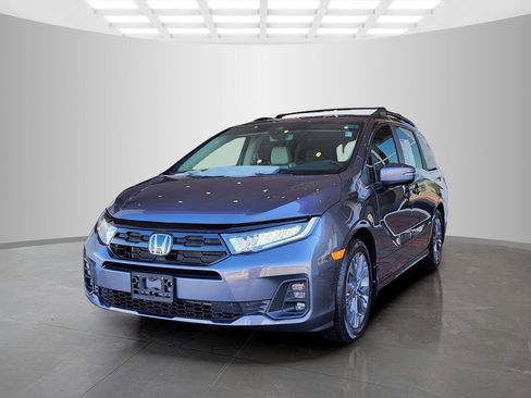 Used 2026 Honda Odyssey Touring image 9