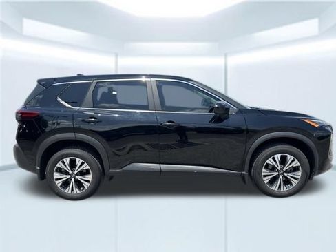 Used 2023 Nissan Rogue SV FWD image 5