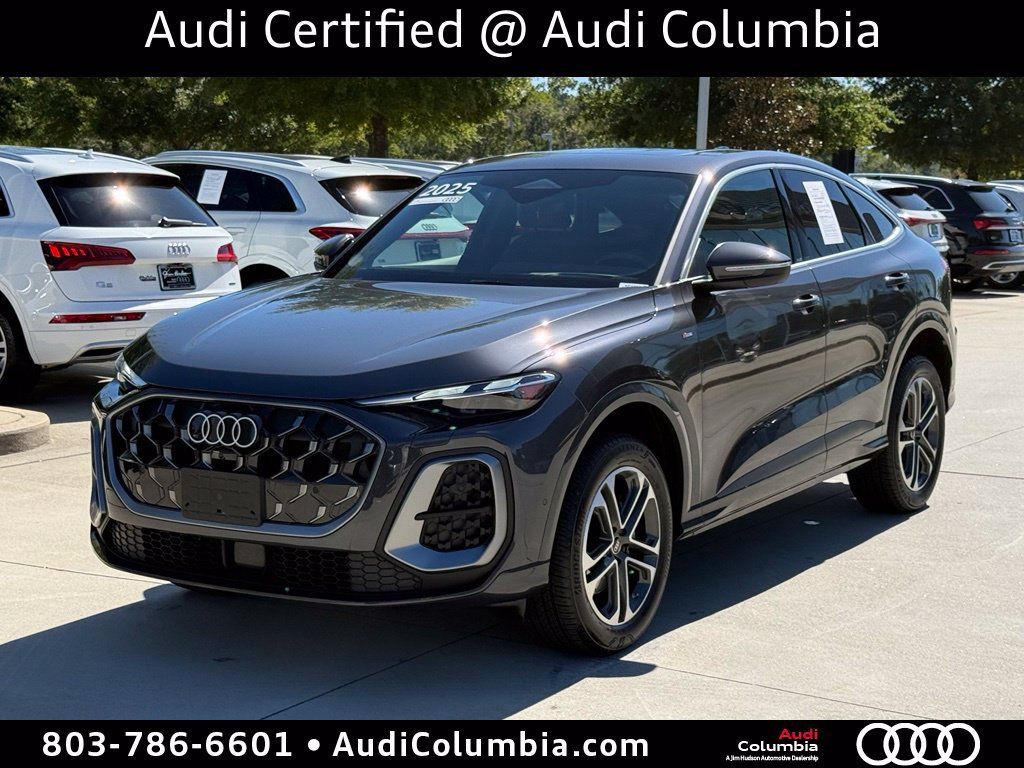 Certified 2025 Audi Q5 Premium w/ Convenience Package AWD/4WD image 10
