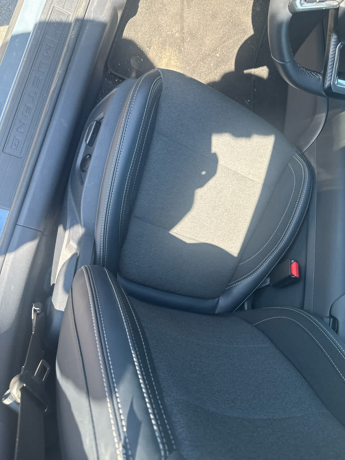 Used 2026 Ford Mustang Convertible w/ Anti-Theft Package RWD image 7