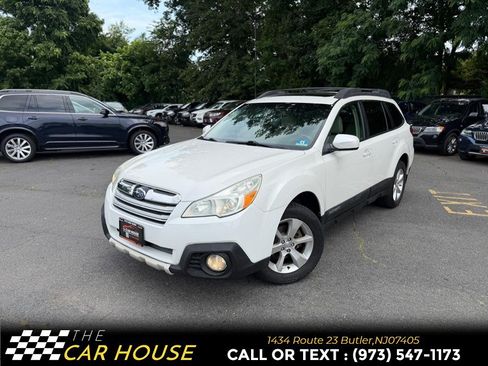 Used 2014 Subaru Outback 2.5i Limited AWD/4WD image 1