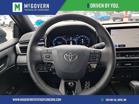 Used 2025 Toyota Camry XSE image 21