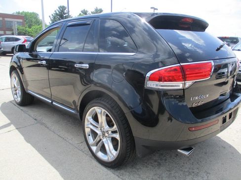 Used 2014 Lincoln MKX AWD w/ Equipment Group 102A image 4