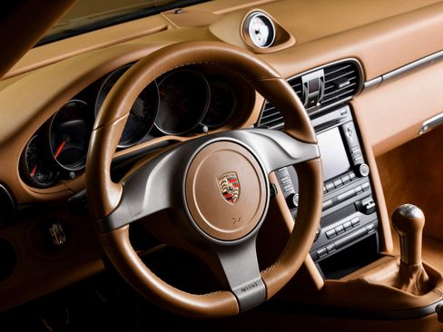 Used 2010 Porsche 911 Carrera image 13