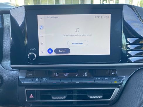 Used 2025 Toyota Camry LE FWD image 23