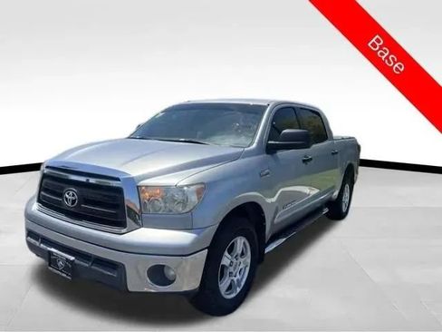 Used 2012 Toyota Tundra 2WD CrewMax w/ Tow Pkg image 3