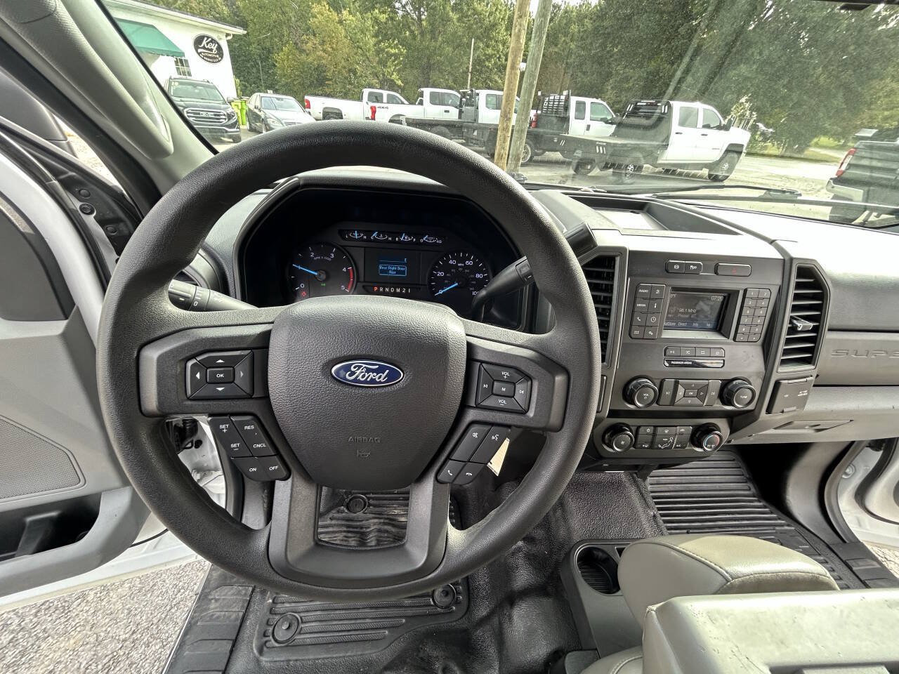 Used 2018 Ford F450 XL w/ Power Equipment Group AWD/4WD image 19